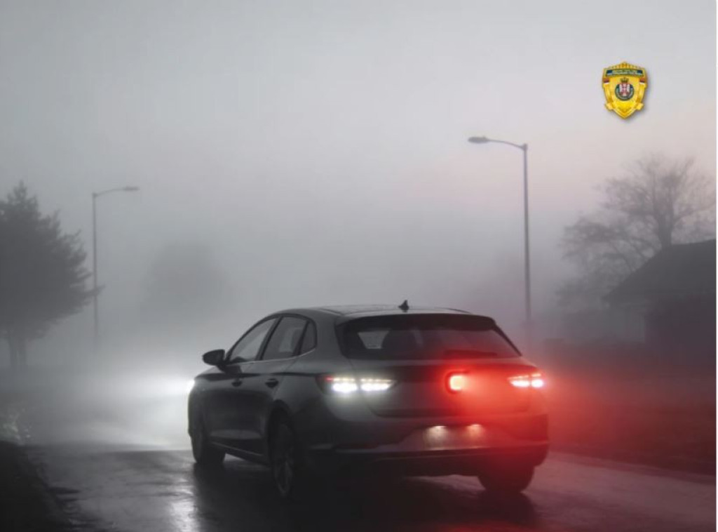 MUP: Obavezno koristiti svetla u uslovima magle i smanjene vidljivosti