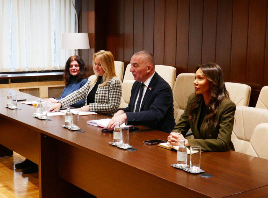 Ministar Vujić razgovarao sa predstavnicima Sindikata pravosuđa o unapređenju položaja zaposlenih