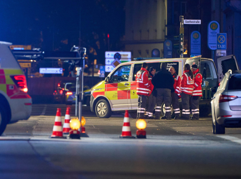Nemačka:Najmanje 4 osobe povređene u Hesenu kada ih je kolima udario Azerbejdžanac