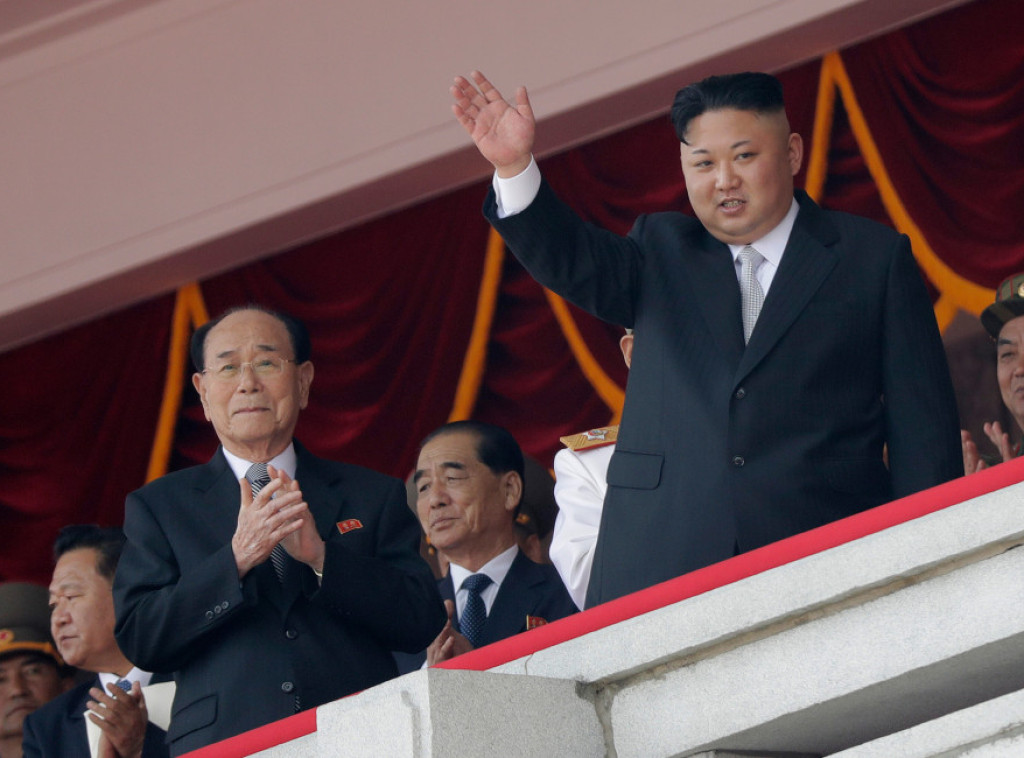 Kim Džong Un na otvaranju hotela sa ćerkom, hvali ekonomski napredak zemlje