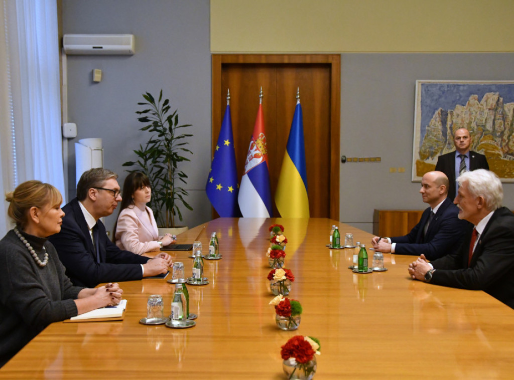 Vucic receives farewell visit from Ukrainian ambassador