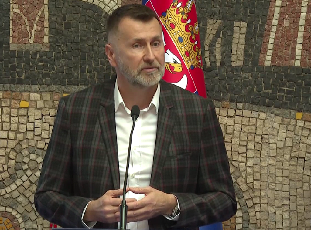 Vladimir Janjić: Ugovori diplomcima dokaz da bez snažnog zdravstva nema stabilne države