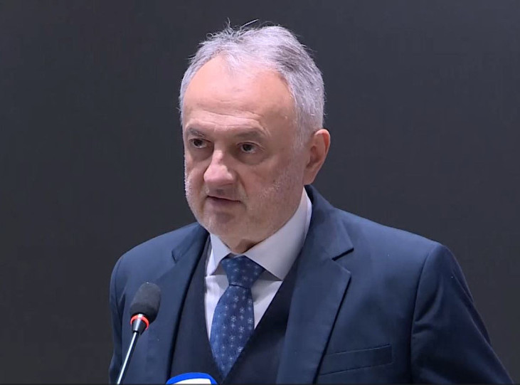 Ministar Gajić i predsednik OKS Tomašević posetili međunarodni boks kamp u Loznici