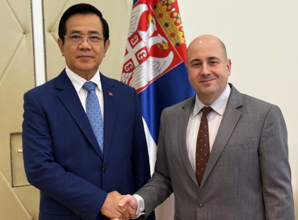 Dušan Kozarev se sastao sa ambasadorom Kambodže: Srbija je opredeljena za mirnno rešavanje sporova