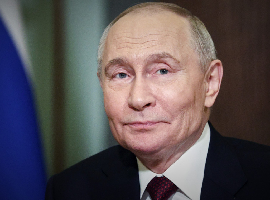 Putin odlikovao Zaharovu i čestitao joj rođendan