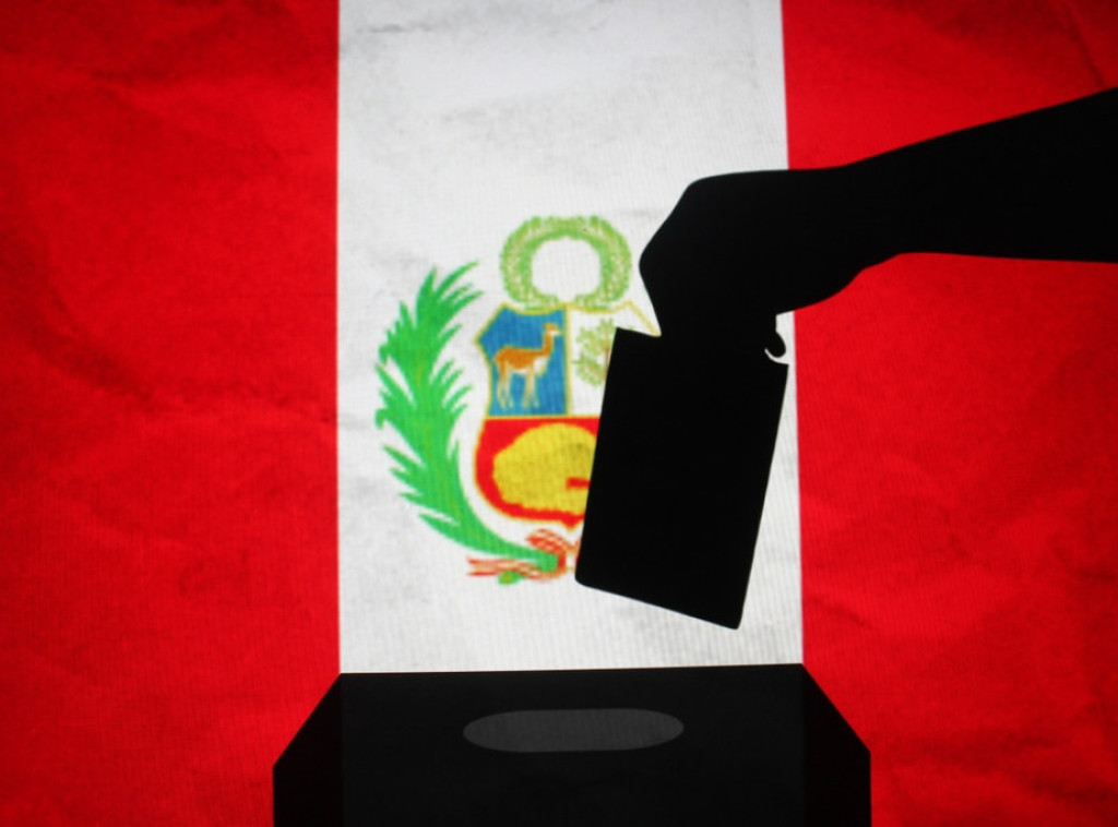 Fudžimori vodi na izborima u Peruu posle 37 odsto prebrojanih glasova