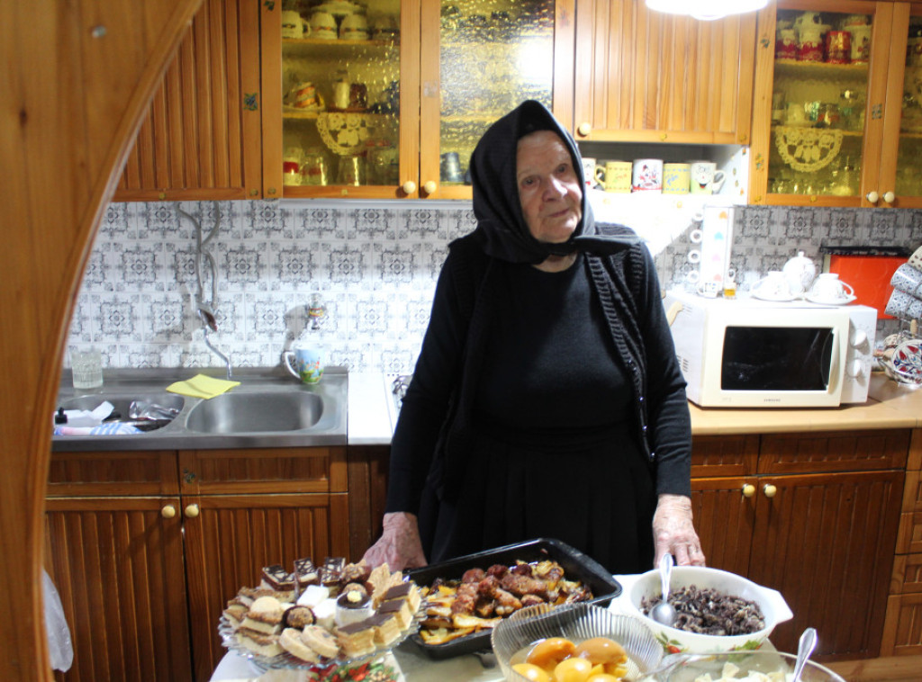 Božić u Vojvodini tradicionalno uz misu u crkvi i u krugu porodice