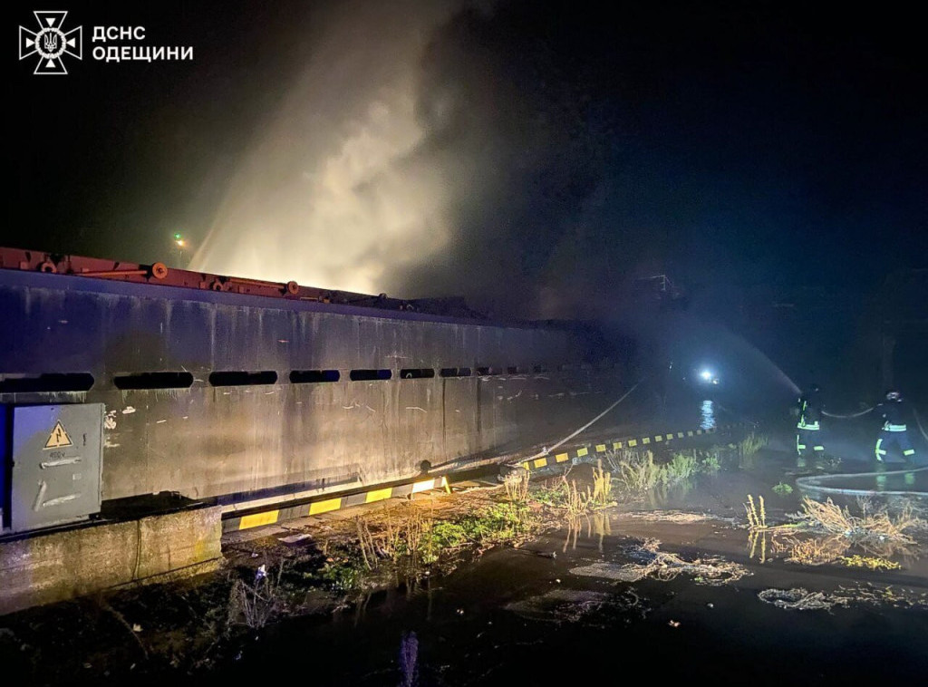 Ukrajina: Rusi dronom napali infrastrukturni objekat u Odesi, izbio požar