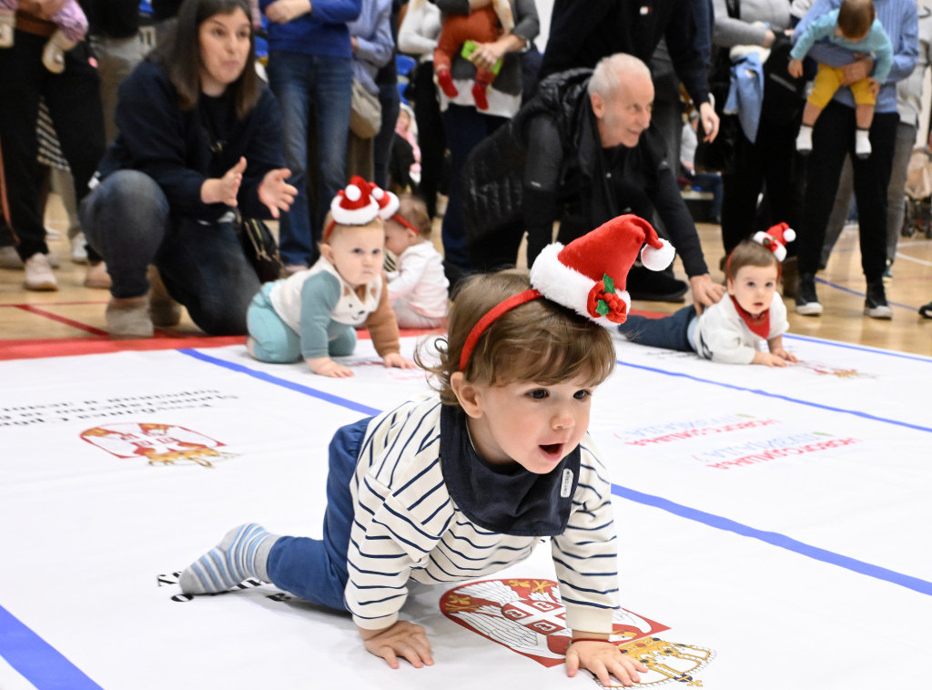 Novogodišnja Puzijada održana u OŠ "22. oktobar" u Surčinu
