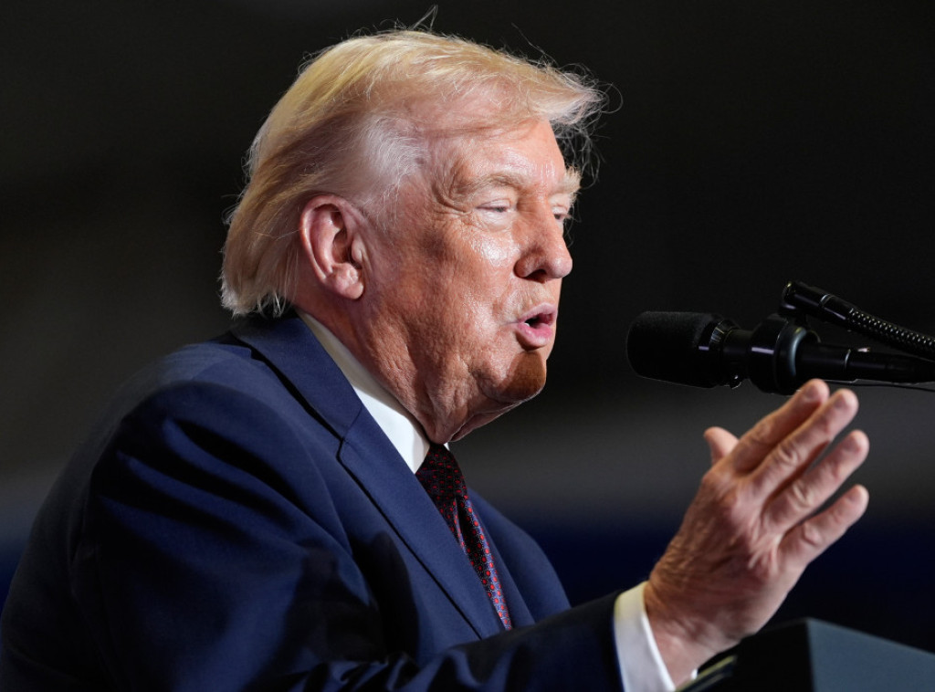 Donald Tramp: Nijedna inicijativa Zalenskog ne prolazi dok ja ne odobrim