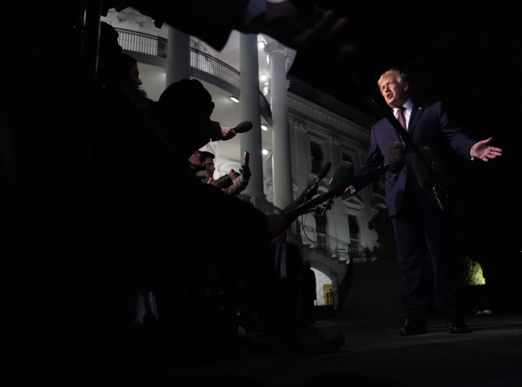 Bela kuća potvrdila Trampov sastanak sa Zelenskim sutra na Floridi