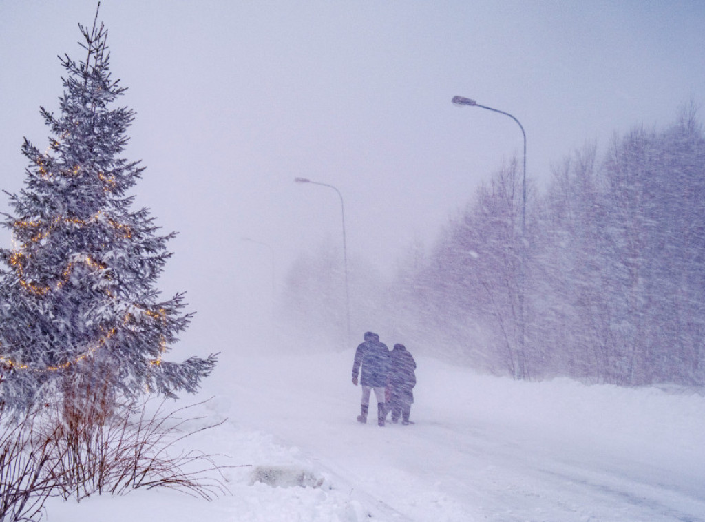 Oluja Johanes pogodila Švedsku, više od 40.000 domaćinstava bez struje