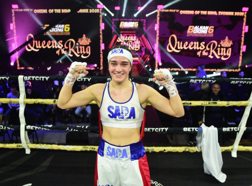Četiri pobede srpskih bokserki na spektaklu u Zvorniku, ovacije za Saru Ćirković