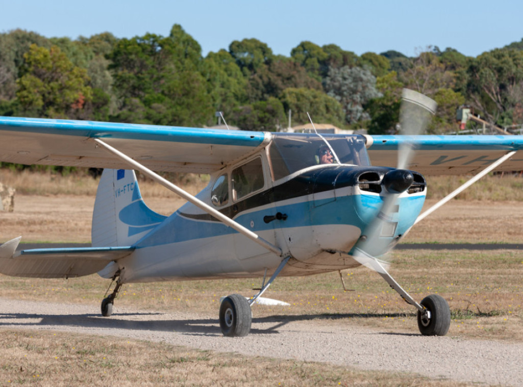 Poginuo pilot reklamnog aviona koji se srušio u more kod Kopakabane