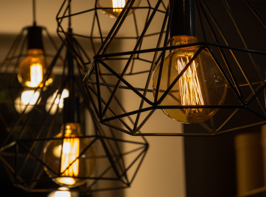 Nemačka: Iz parohije u mestu Inclingen ukradene lampe vredne 150.000 evra