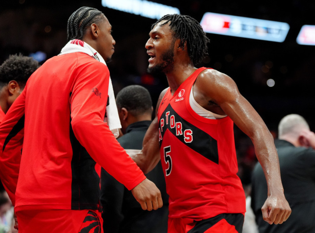 Košarkaši Toronta posle produžetka pobedili Golden Stejt, Klipersi bolji od Detroita