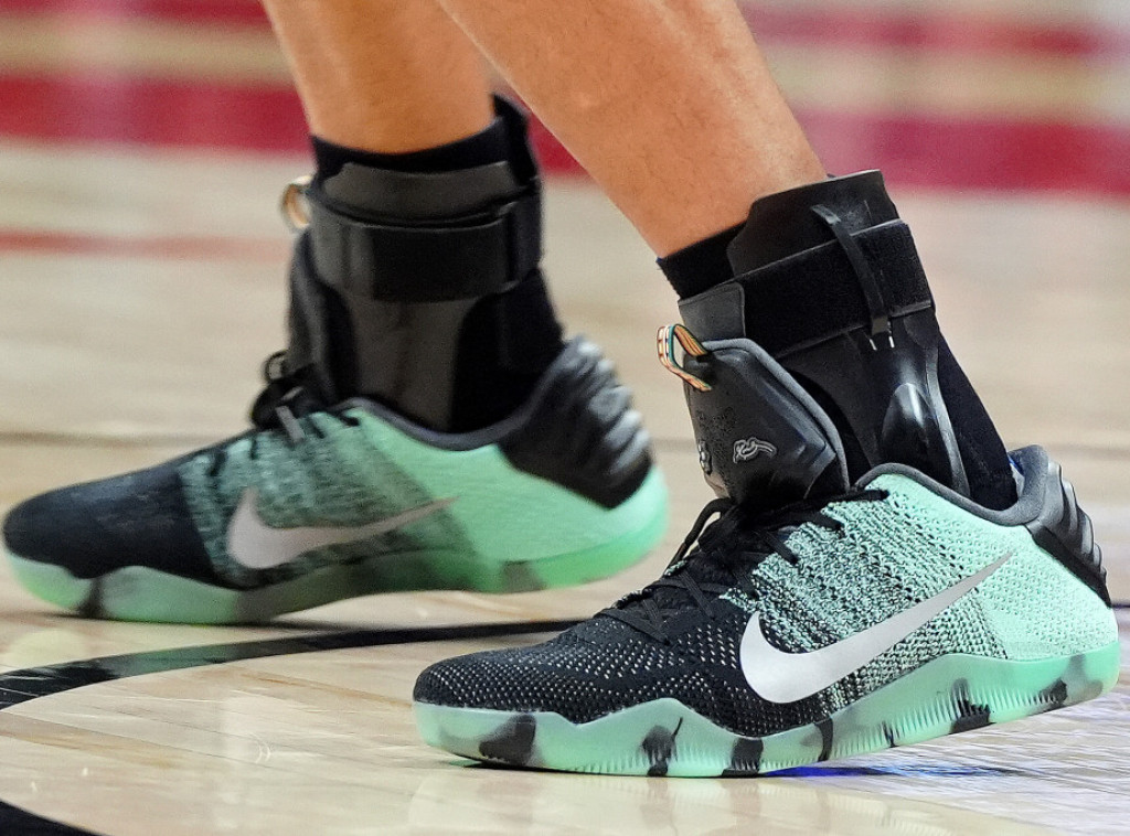 NBA liga suspendovala Alvarada i Vilijamsa zbog tuče