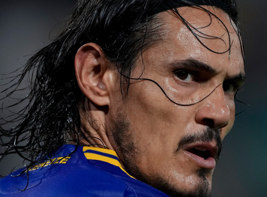 Urugvajski fudbaler Edinson Kavani završio igračku karijeru