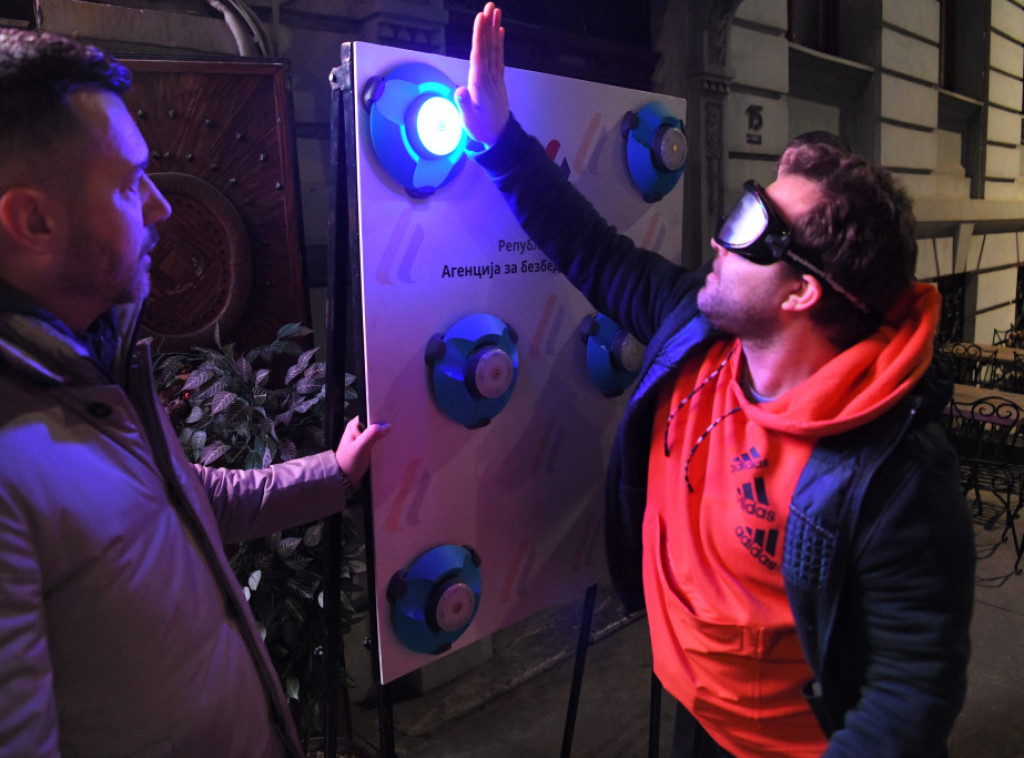 Kampanja ABS "U kola bez alkohola" prikazana Beograđanima uz besplatne alko-testove