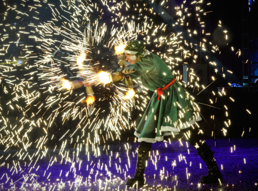 Glumac Idris Elba proglašen vitezom, engleska selektorka Sarina Vigman počasnom damom