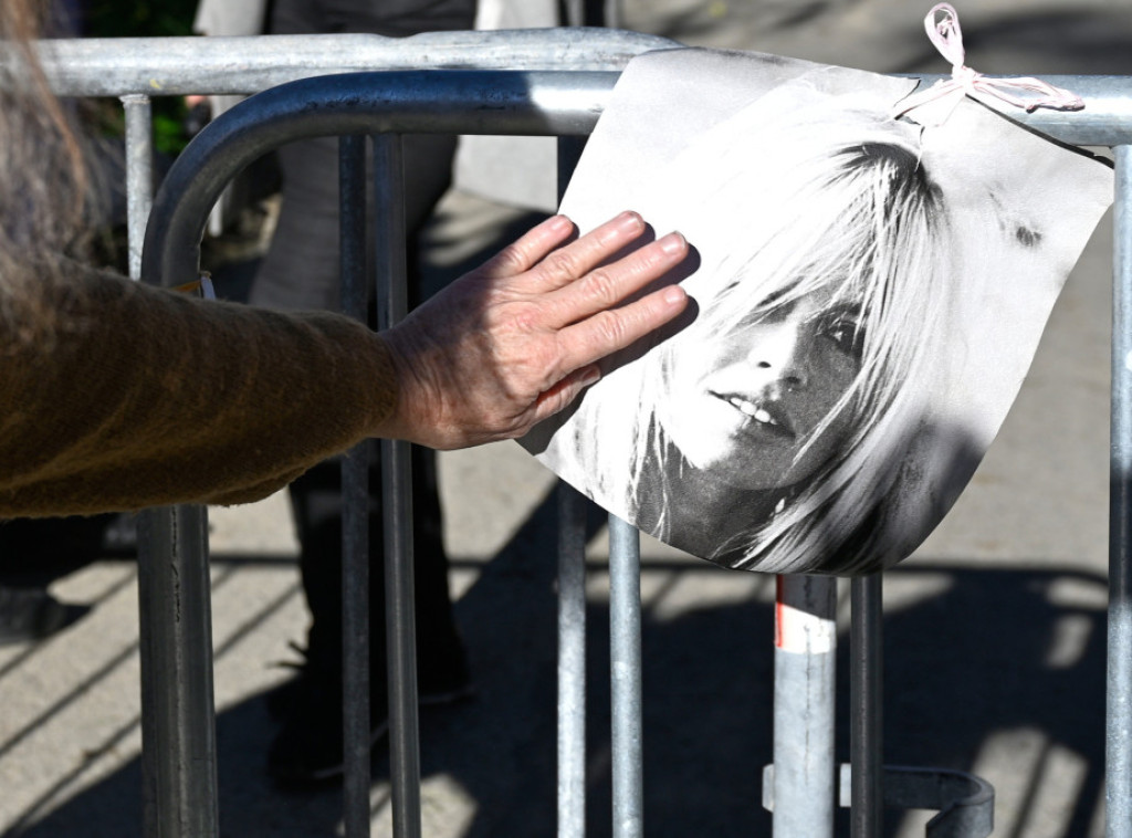 Mond: Francuska desnica pozvala na nacionalni omaž Brižit Bardo