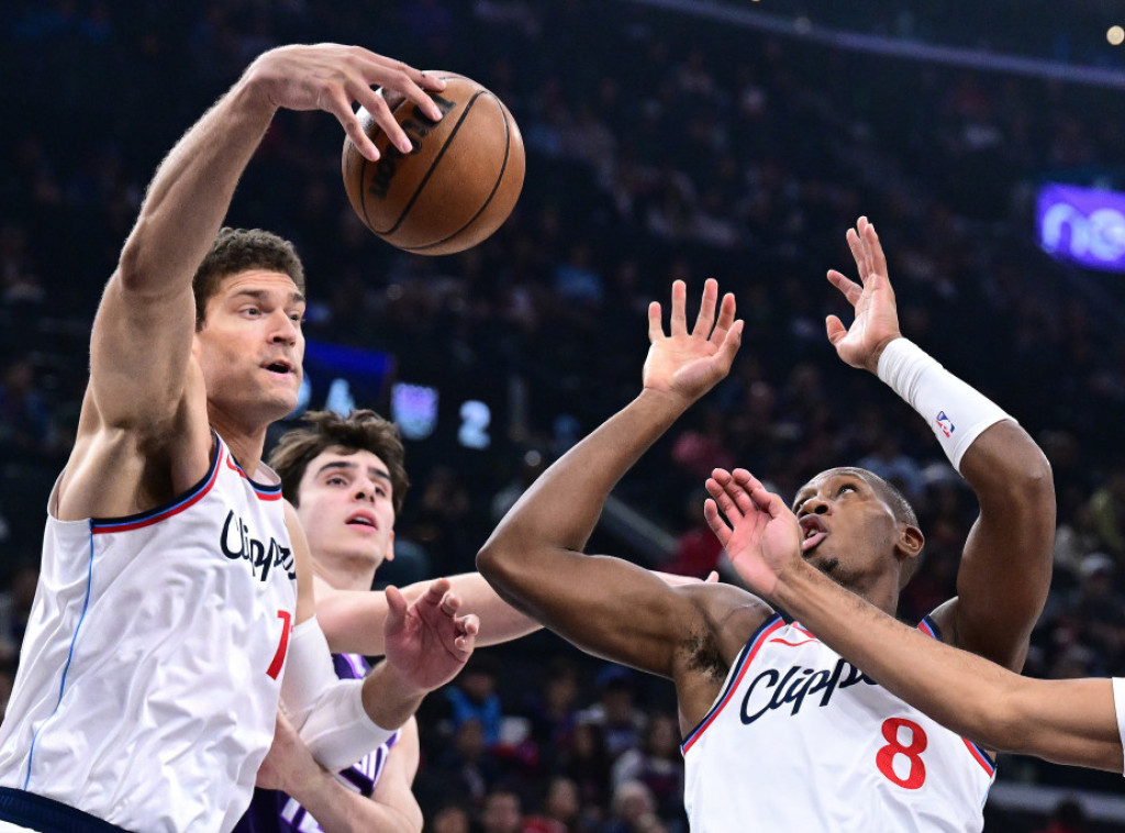 Košarkaši LA Klipersa bez Bogdanovića deklasirali Sakramento sa 41 poenom razlike