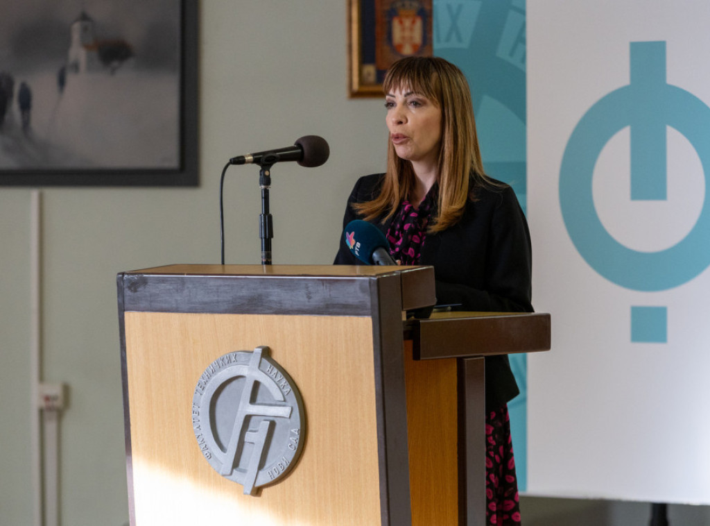 Vukadinović na otvaranju istraživačko-tehnološkog centra Fakulteta tehničkih nauka u Novom Sadu