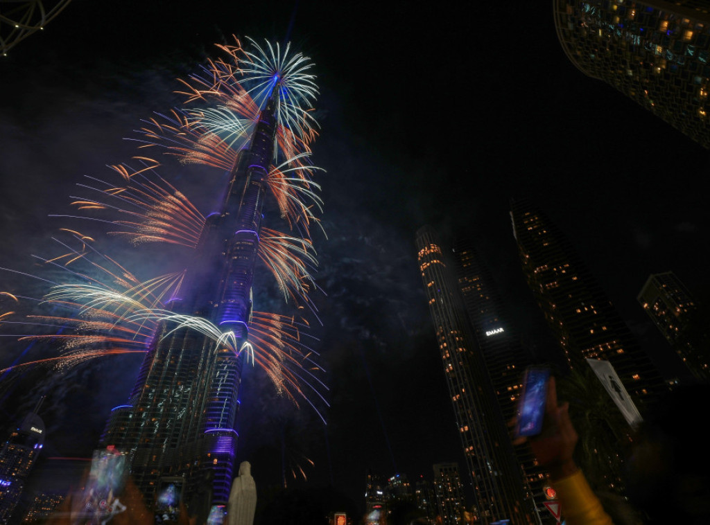 Ujedinjeni Arapski Emirati dočekali Novu godinu spektakularnim vatrometom