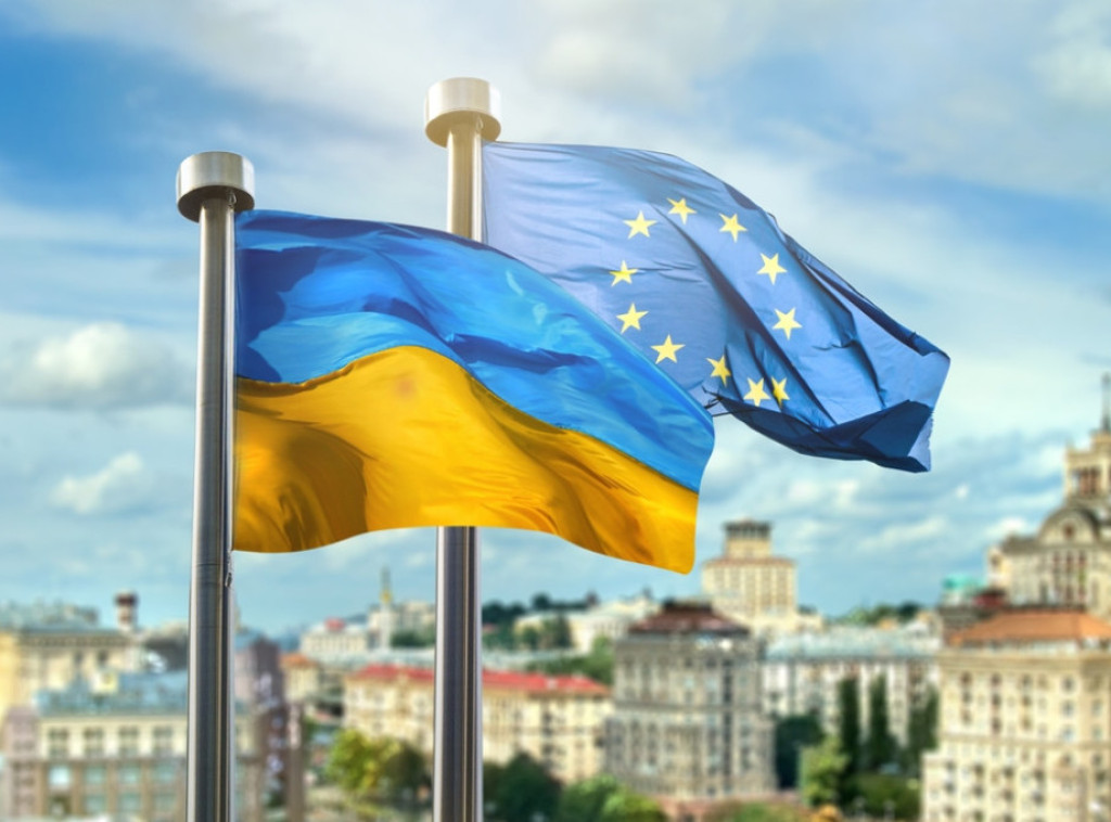 Četiri zemlje EU traže razgovore o korišćenju zamrznute ruske imovine za Ukrajinu