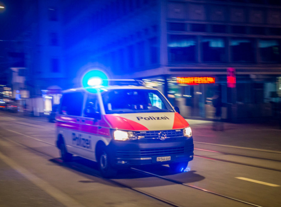 Švajcarska policija traga za svedocima požara ispred Ambasade Rumunije u Bernu