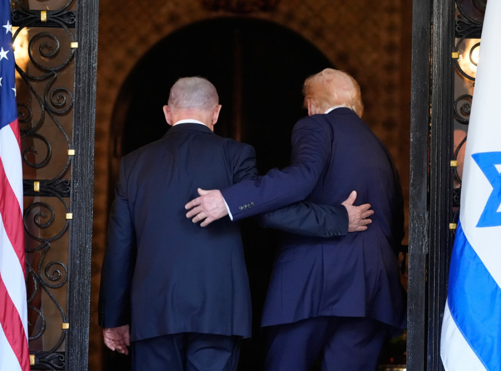 Tramp ugostio Netanjahua na novogodišnjoj zabavi