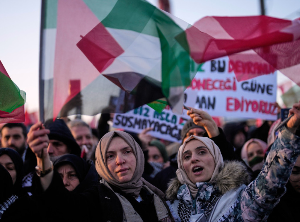 Turska: Na Galata mostu "Veliki marš za Gazu" organizovan u znak podrške Palestincima