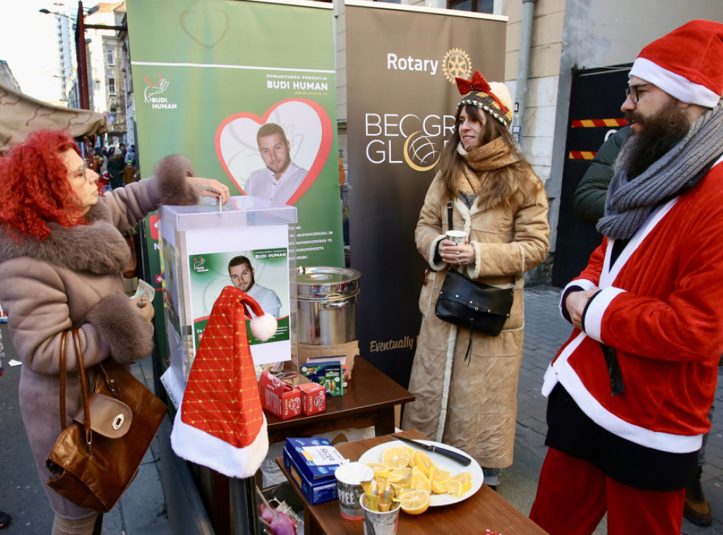Građani u "Ulici otvorenog srca": U Novoj godini zdravlja i sreće, da veselo uđemo u ovu