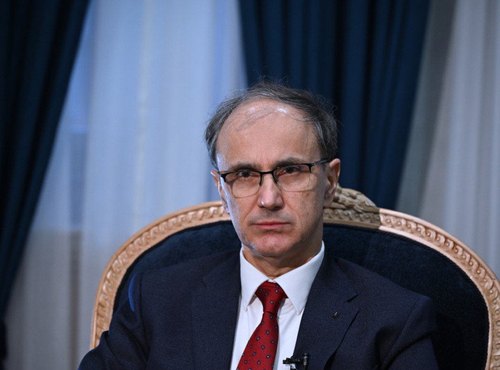 Premijer Macut izrazio saučešće Vladi i narodu Švajcarske povodom nesreće u Kran-Montani