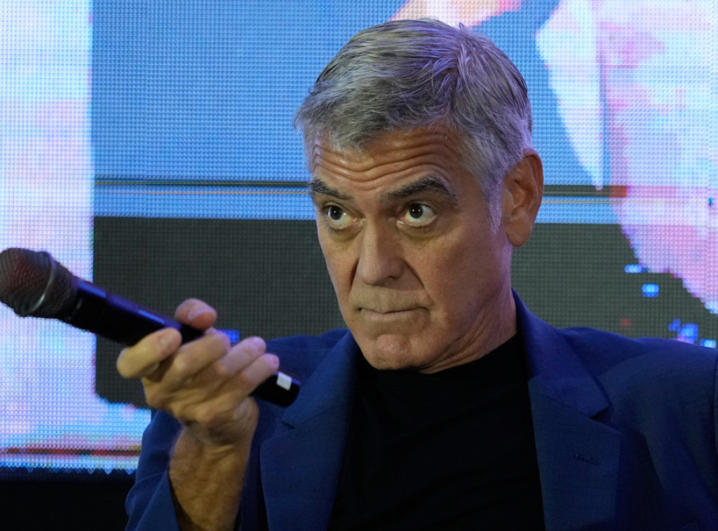 Kluni poručio Trampu: "Ameriku ponovo učiniti velikom" na izborima u novembru