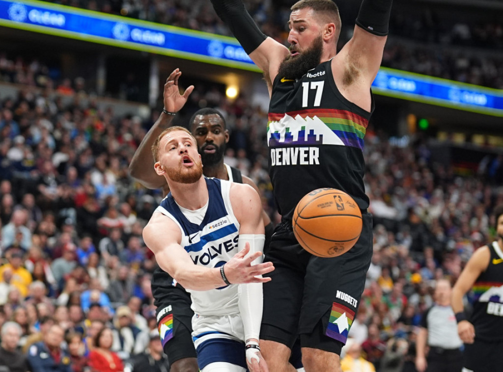 Košarkaš Denvera Jonas Valančijunas zbog povrede noge pauzira najmanje četiri nedelje