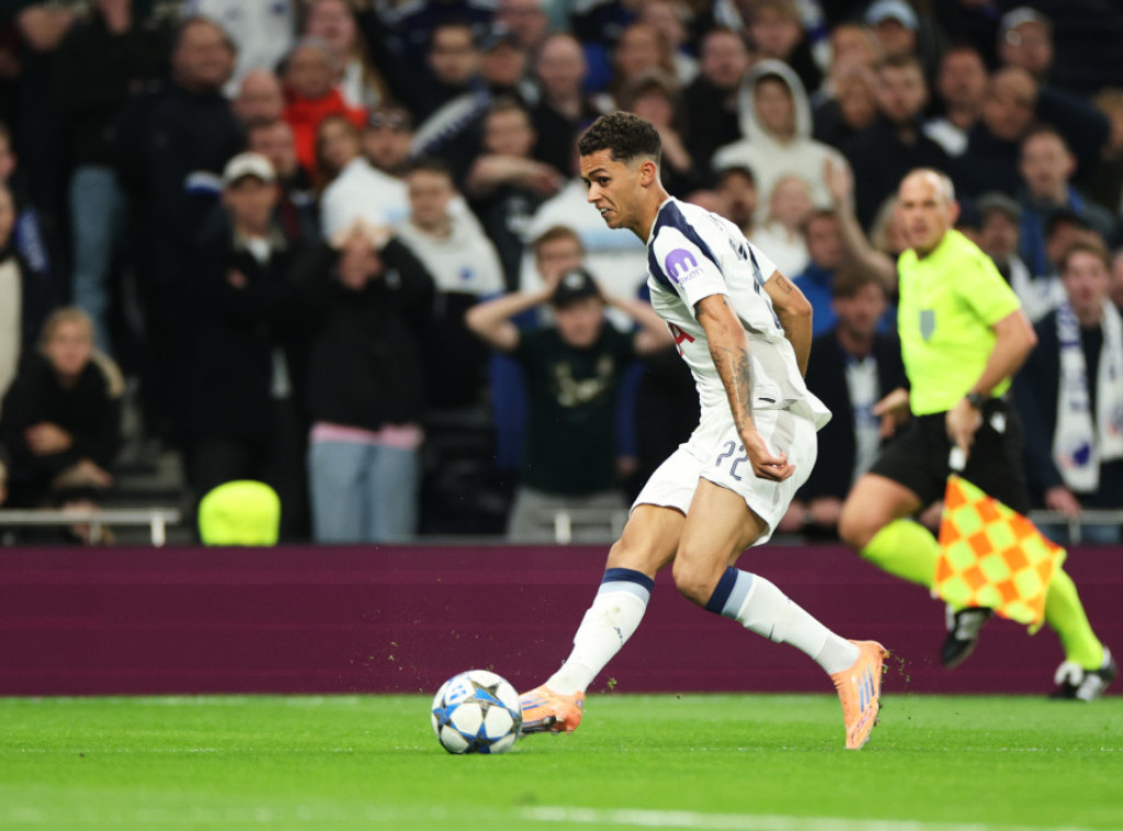 Velški fudbaler Brenan Džonson potpisao ugovor sa Kristal Palasom