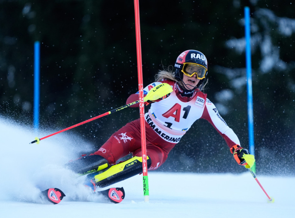 Austrijska skijašica Katarina Linsberger završila sezonu zbog povrede kolena