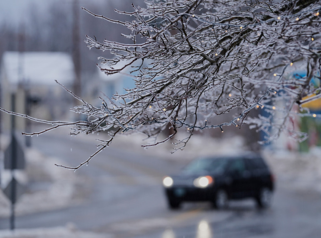 Danas oblačno i osetno hladnije vreme, mestimično sa kišom, susnežicom i snegom