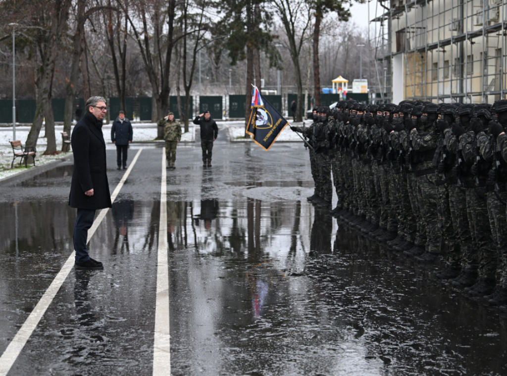 Predsednik Vučić obilazi završne radove na novom objektu za pripadnike "Kobri"
