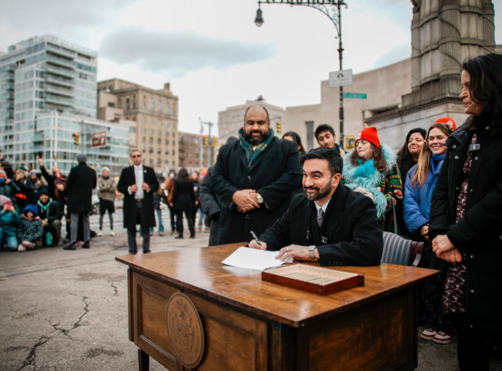 Gradonačelnik Njujorka opozvao izvršne naredbe o Izraelu, fokusira se na stanovanje