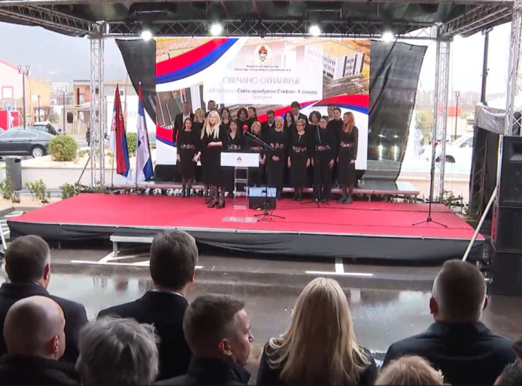 Himnama Srpske i Srbije počela ceremonija otvaranja nove bolnice u Trebinju
