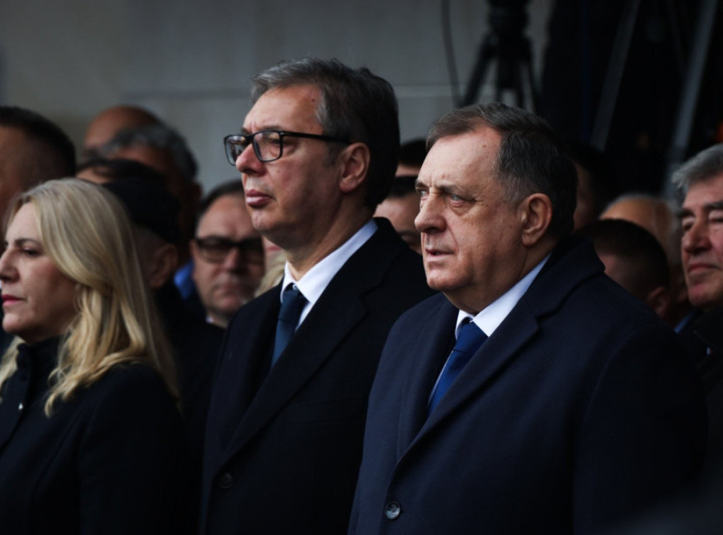 Himnama Srpske i Srbije počela ceremonija otvaranja nove bolnice u Trebinju