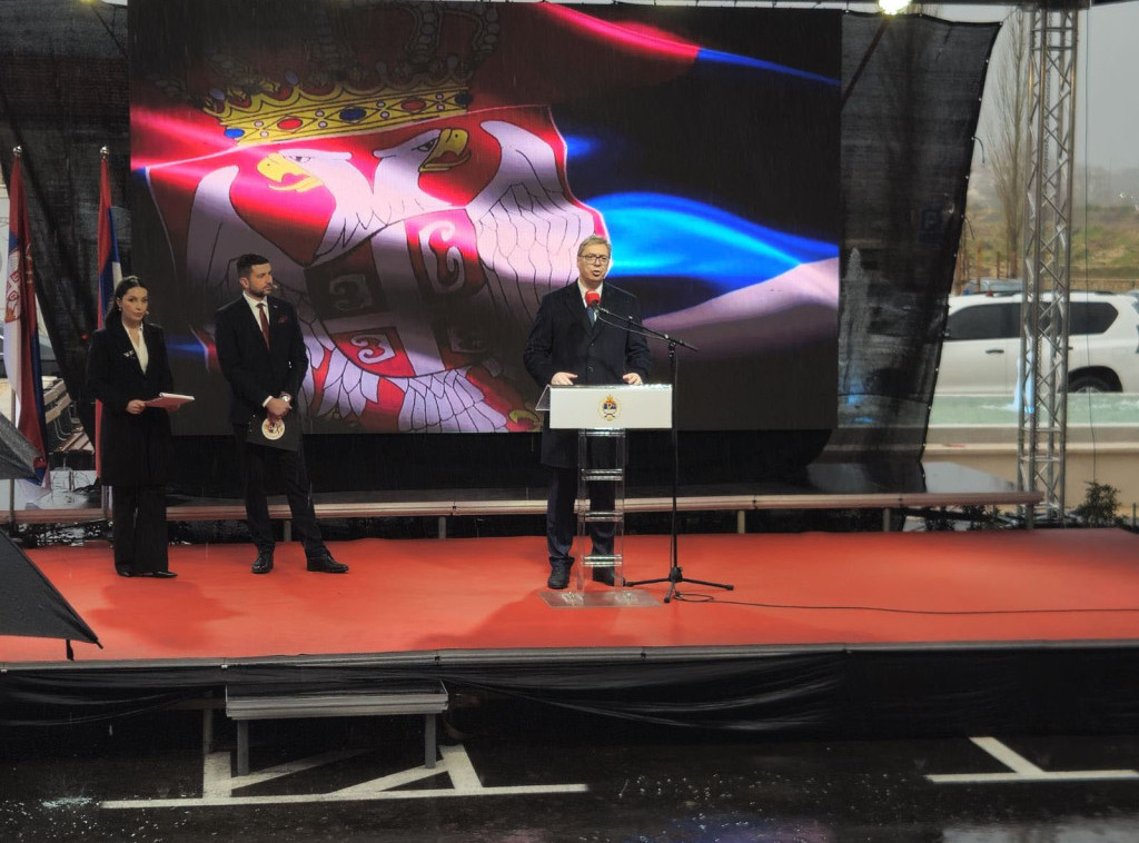 Vučić: Svi penzioneri dobili uvećane decembarske penzije, nastaviće da rastu