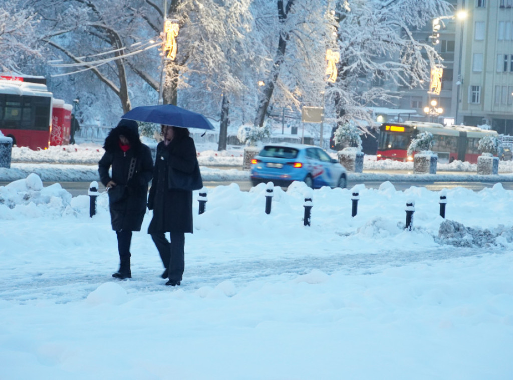 RHMZ upozorava na ledenu kišu, crveni meteo alarm u Šumadiji, Pomoravlju i istočnoj Srbiji