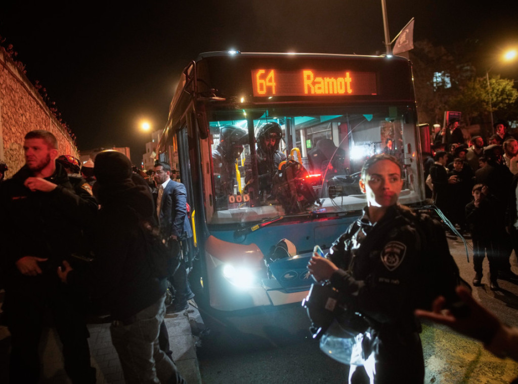 Hiljade ultraortodoksnih Jevreja na protestu u Jerusalimu protiv regrutacije