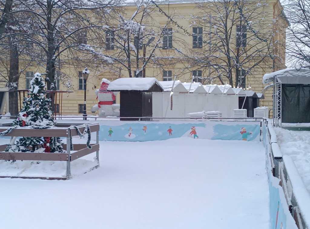 Božićni market u Sremskim Karlovcima i ovog vikenda