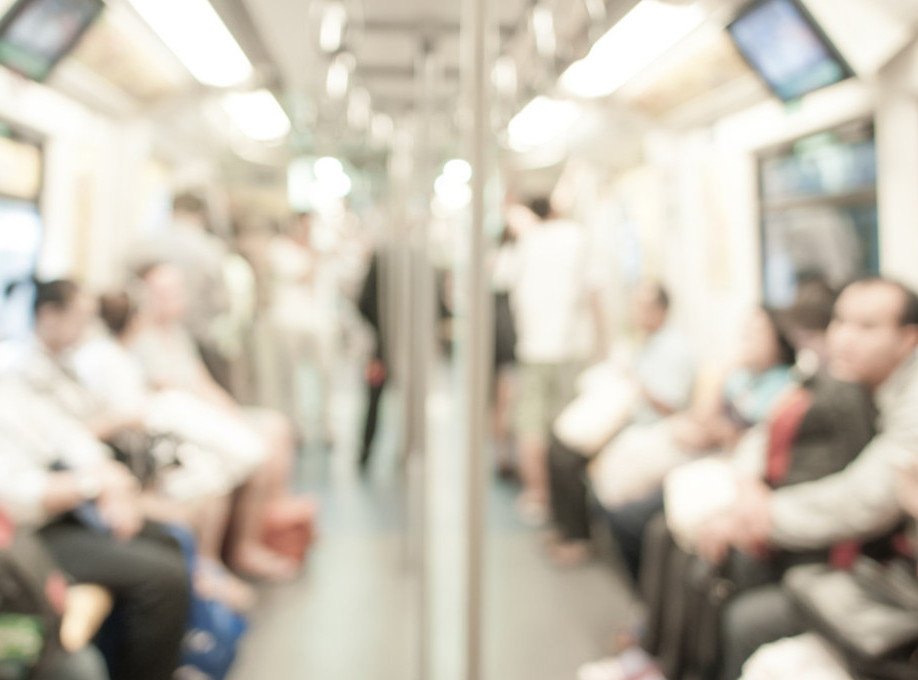 Tramvaj se zapalio u Milanu, putnici evakuisani