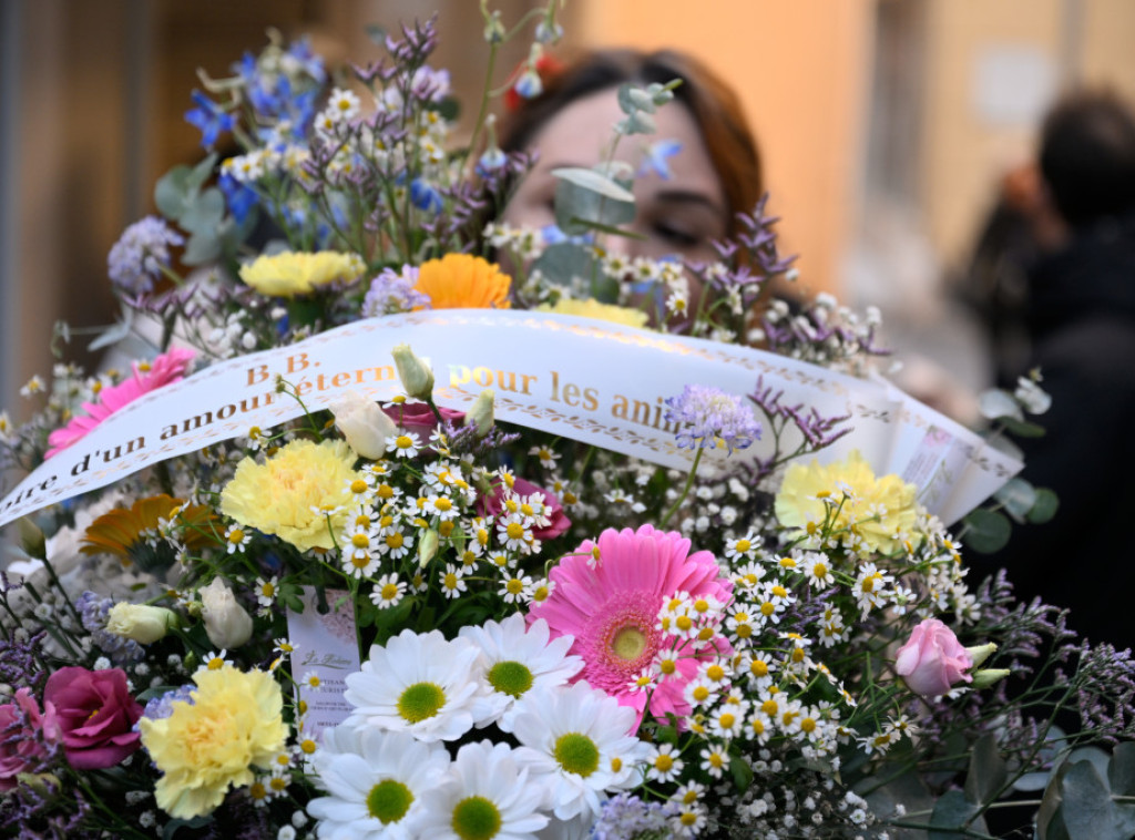 Danas će u Sen Tropeu u krugu porodce i prijatelja biti sahranjena Brižit Bardo