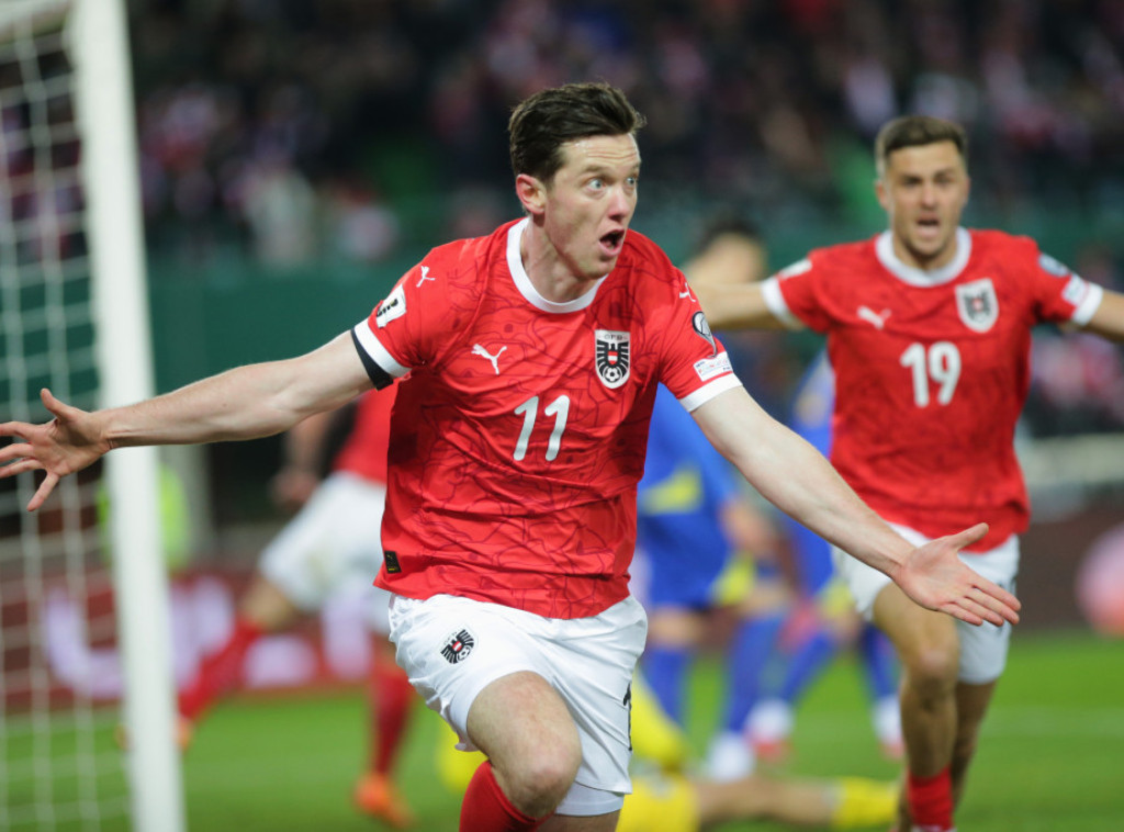 Austrijski fudbaler Mihael Gregorič do kraja sezone na pozajmici u Augsburgu